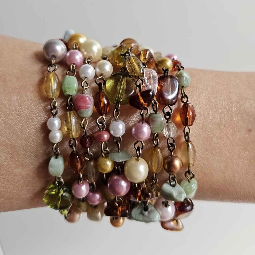 Loft Multi-Colored Beaded Bracelet - Picture 2 of 9